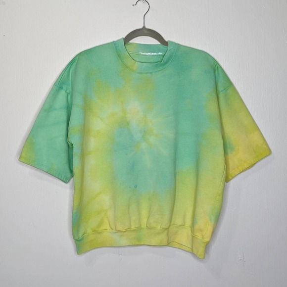 Vintage Tops - VTG Tie Dye Shirt Short Sleeve Sweatshirt Upcycle Vintage Grunge Crewneck